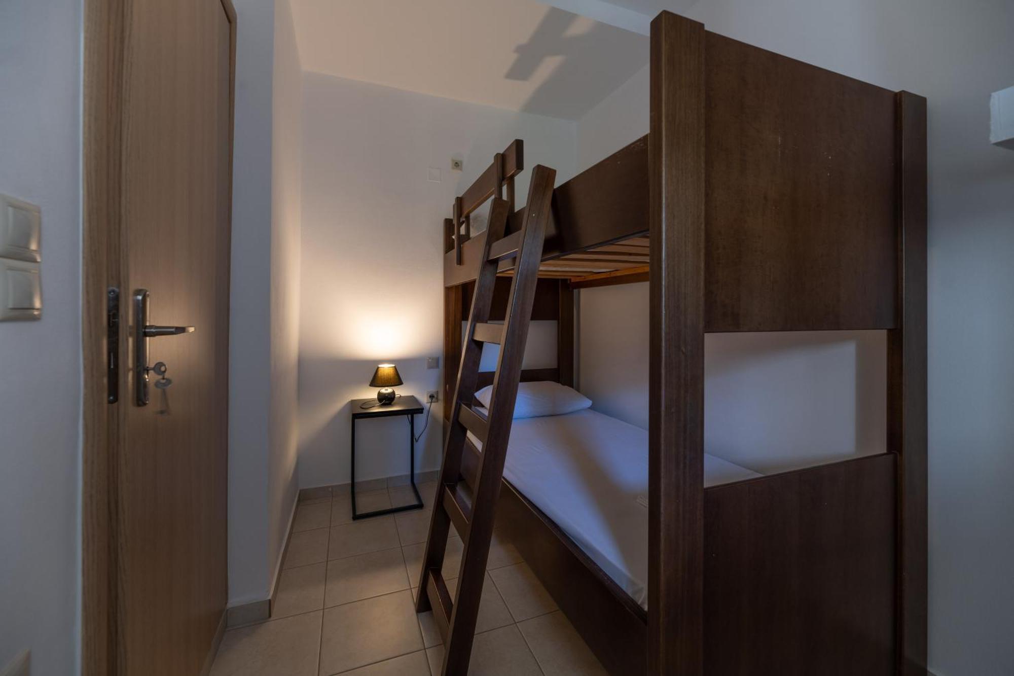 Korfes Apartments Каміларіон Екстер'єр фото